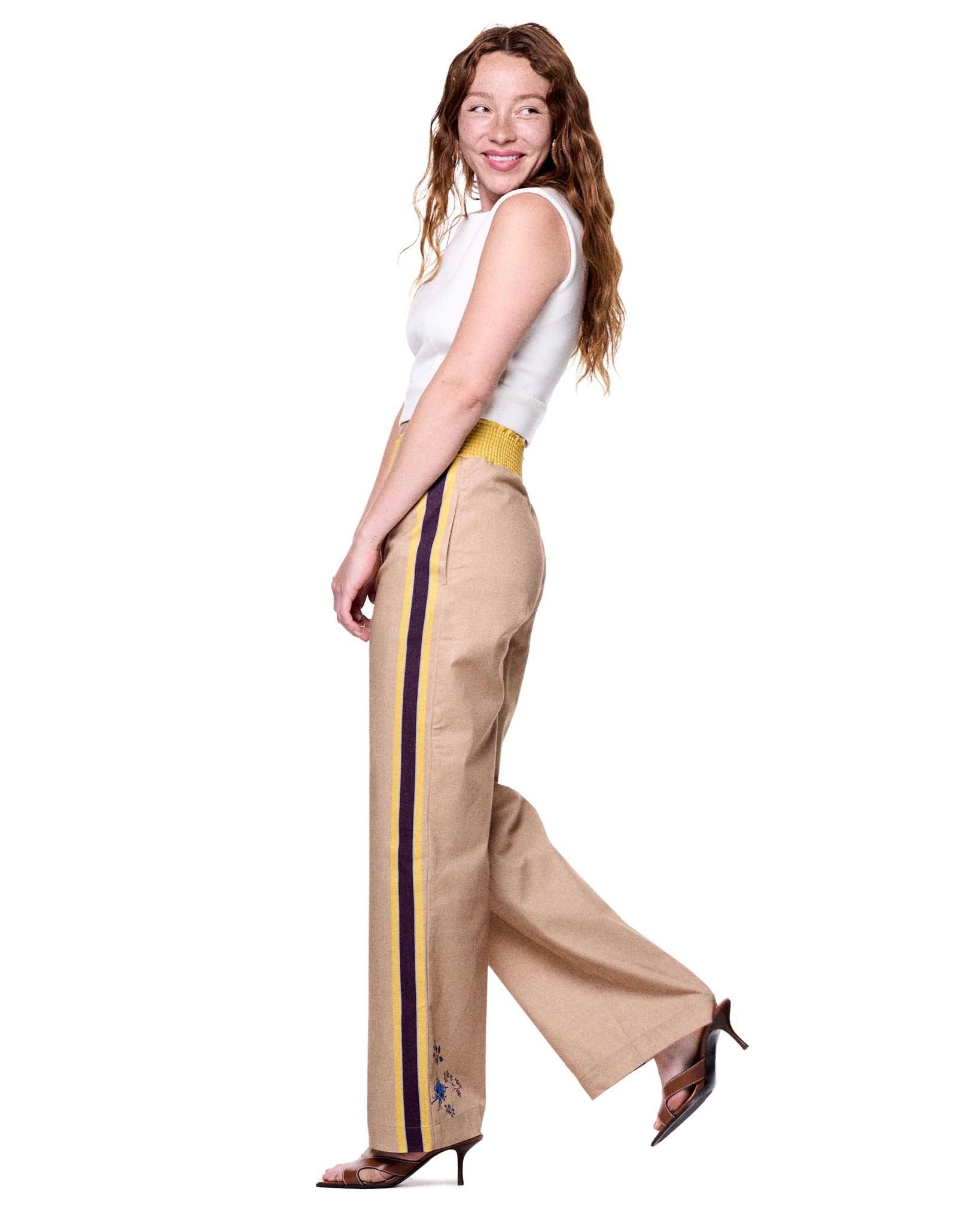Leah Vest | White