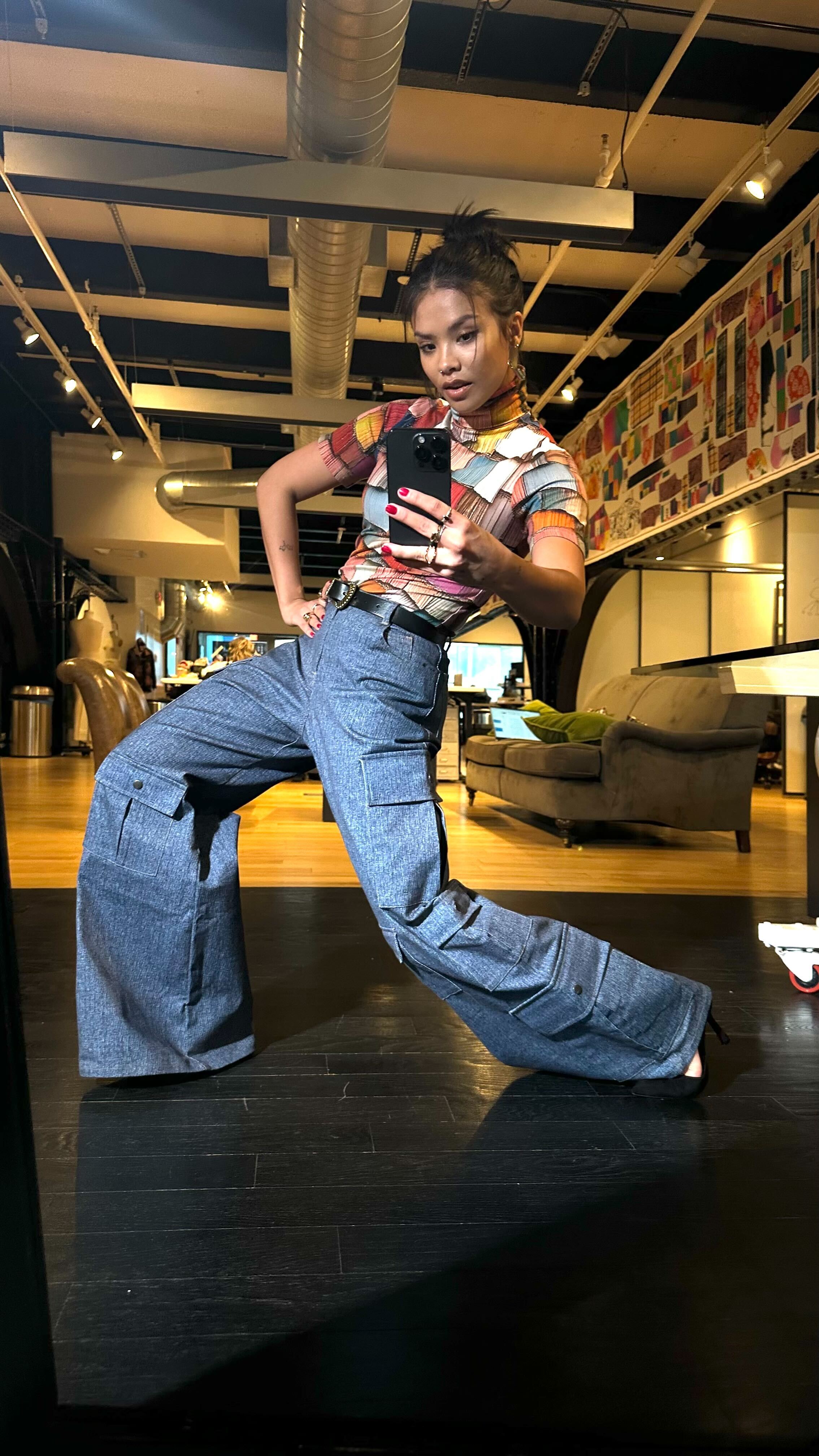 LOOK 2
