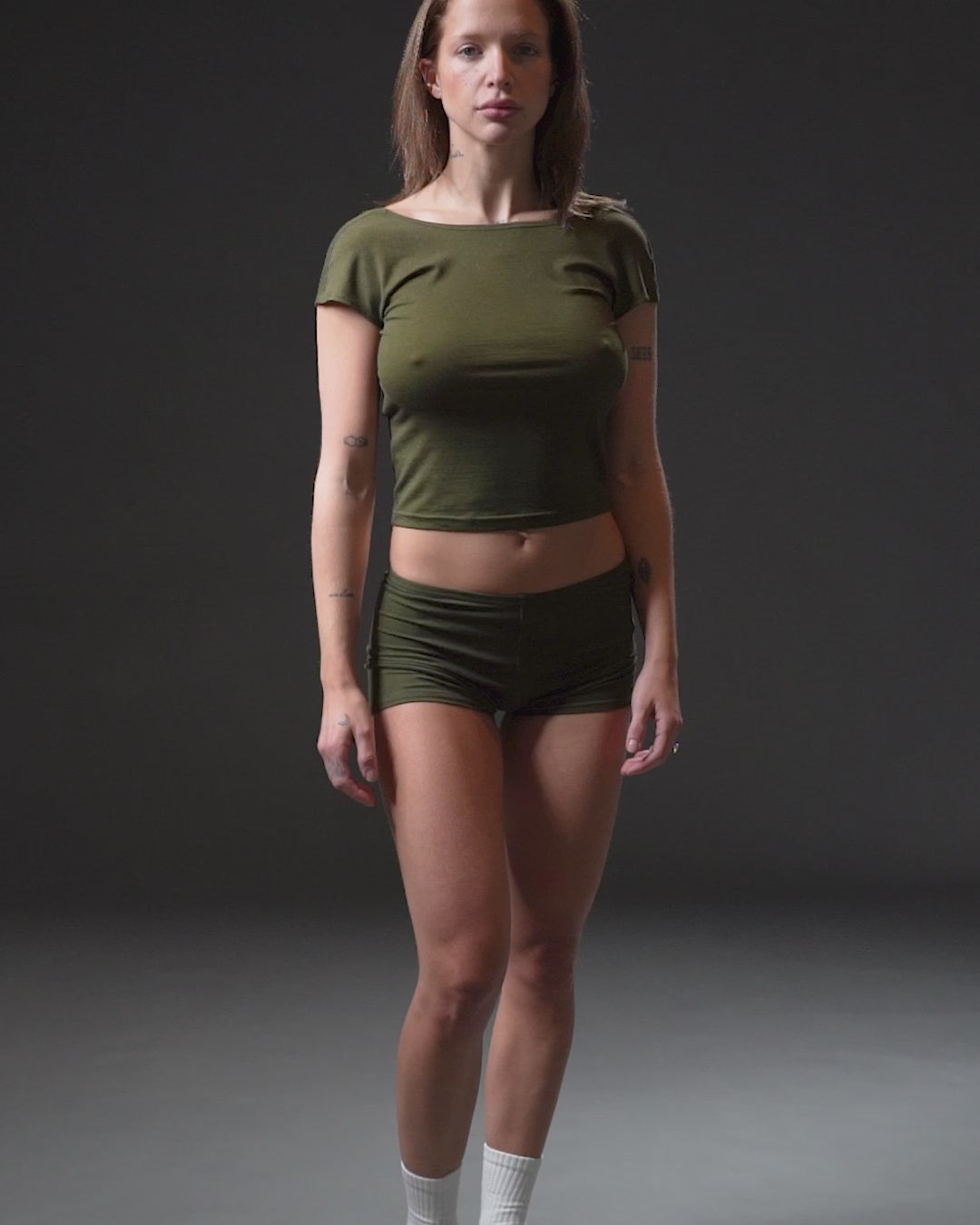 Miyah Tee | KIT FIT Olive Powder
