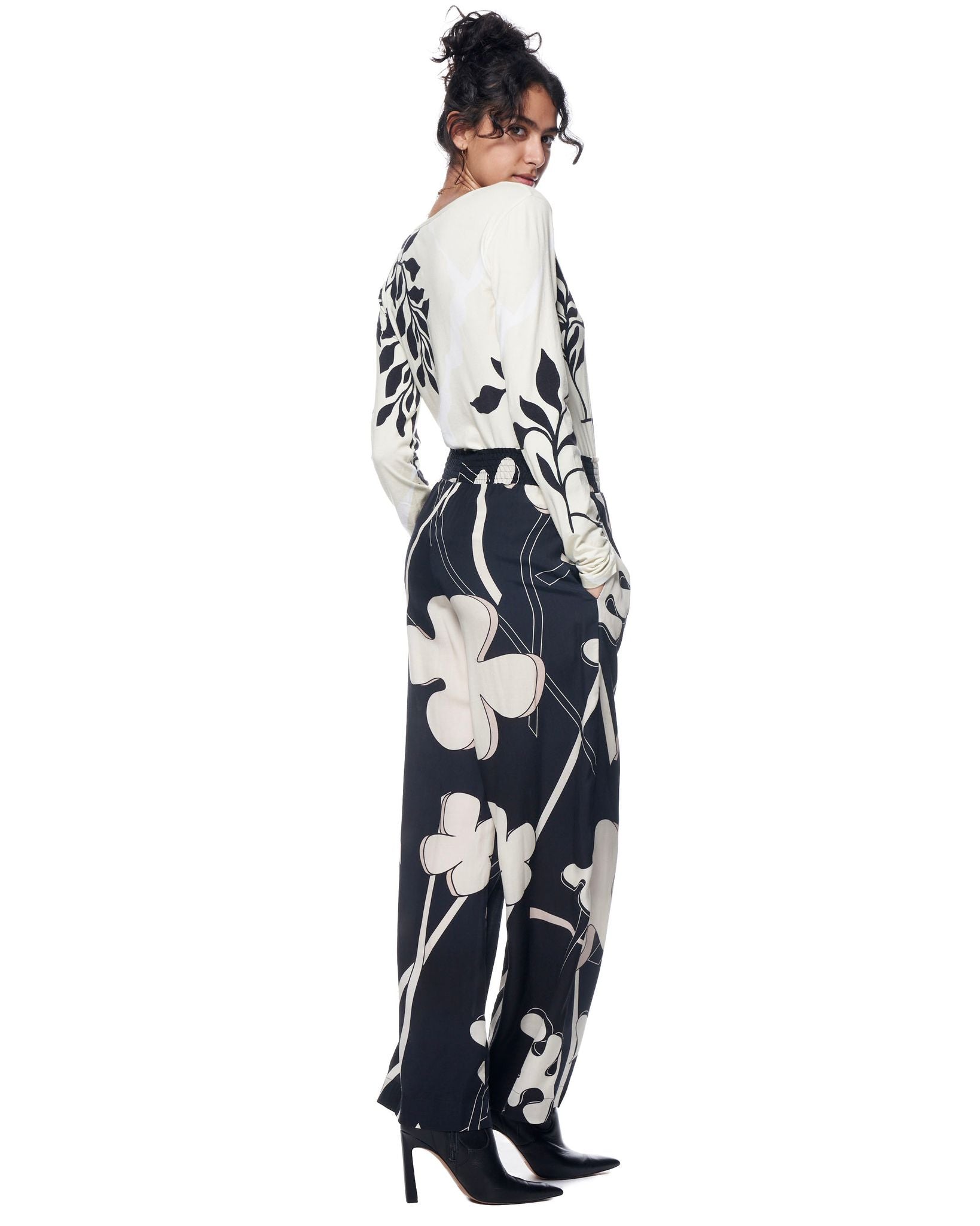 Billie Pant | Black Abstract Florals